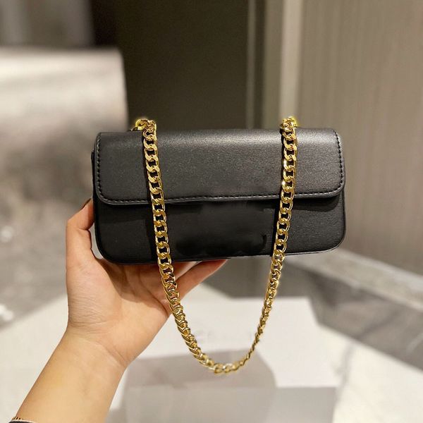 shoulder messenger handbag metal chain wallet black pu leather women's classic flap bags clutch purse for weddings
shoulder messenger handbag metal chain wallet black pu leather women's classic flap bags clutch purse for weddings