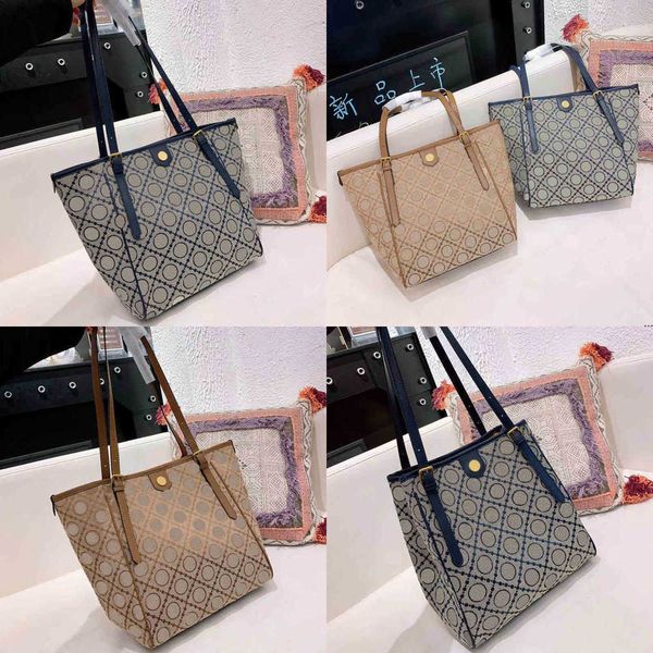 womens shopping bags totes classic print tote women vintage handbag shoulder designer crossbody female adjustable bucket 220902
womens shopping bags totes classic print tote women vintage handbag shoulder designer crossbody female adjustable bucket 220902