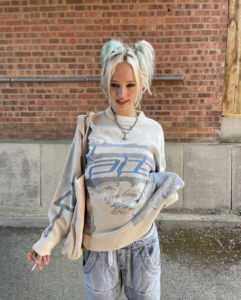 women's sweaters men's pullovers creative stripes knitted streetwear maiden oversized harajuku o neck knitwear men clothing 221207, White;black
women's sweaters men's pullovers creative stripes knitted streetwear maiden oversized harajuku o neck knitwear men clothing 221207, White;black
