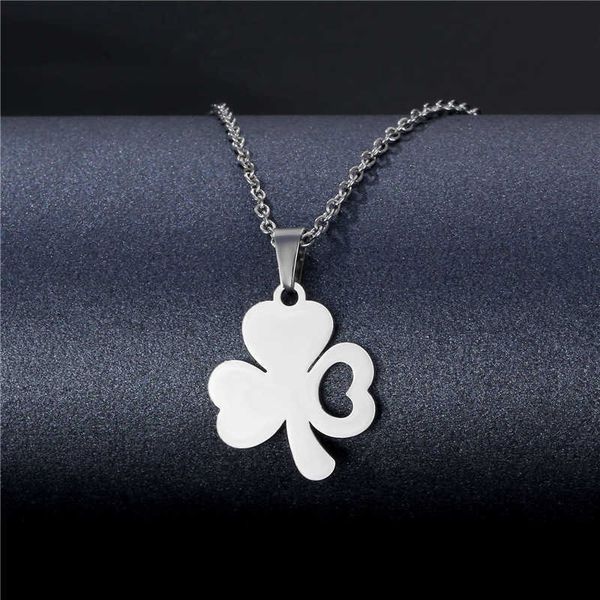 s selling simple four-leaf clover 304l stainls steel lucky grass pendant fashion men's and women's necklace, Silver
s selling simple four-leaf clover 304l stainls steel lucky grass pendant fashion men's and women's necklace, Silver