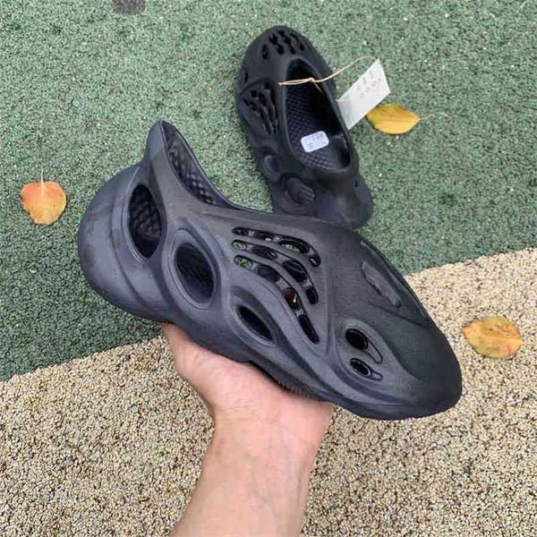 kanyes yeesys designer luxury slippers shoes for men sandals women white air flat sneakers fashion platform loafers slides outdoor foam runn, Black
kanyes yeesys designer luxury slippers shoes for men sandals women white air flat sneakers fashion platform loafers slides outdoor foam runn, Black