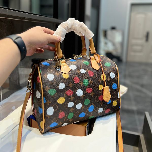 speedy 30 bag womens totes bags handbag luxurys designers shouder crossbody bag leather pillow travel handbags for women with shoulder strap
speedy 30 bag womens totes bags handbag luxurys designers shouder crossbody bag leather pillow travel handbags for women with shoulder strap