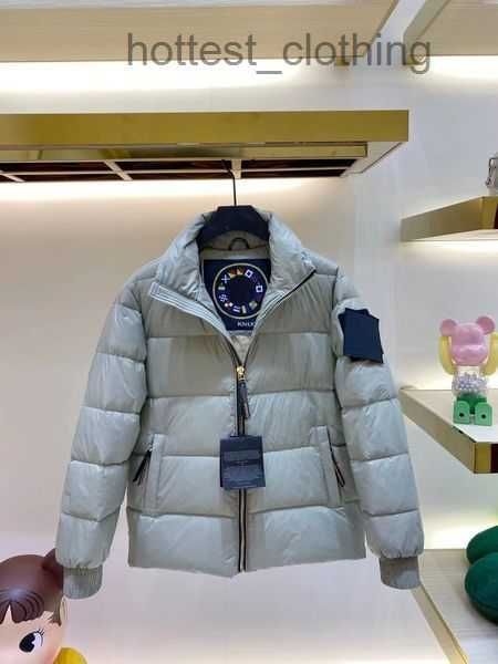 winter parkas down coat designer clothes classic puffer jacket hoodie men's women's hooded apparel sweatsuit outwear vest sweater, Black
winter parkas down coat designer clothes classic puffer jacket hoodie men's women's hooded apparel sweatsuit outwear vest sweater, Black