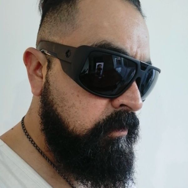 wholesale fashion touring polarized sunglasses goggles men eyewear sports mirrored lens uv400 protection, White;black
wholesale fashion touring polarized sunglasses goggles men eyewear sports mirrored lens uv400 protection, White;black