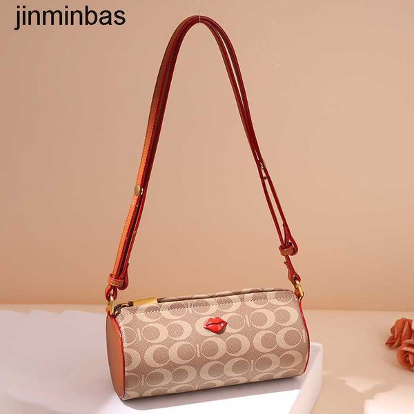 50% discount in stores 2023 fashion bag cat pet bao kou's family old flower red lips one shoulder underarm diagonal pillow
50% discount in stores 2023 fashion bag cat pet bao kou's family old flower red lips one shoulder underarm diagonal pillow