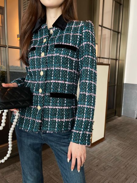 women's jackets designer new brand jacket 2023 fashion high-end autumn winter metal chain plaid tweed coat leisure spring coats cardiga, Black;brown
women's jackets designer new brand jacket 2023 fashion high-end autumn winter metal chain plaid tweed coat leisure spring coats cardiga, Black;brown