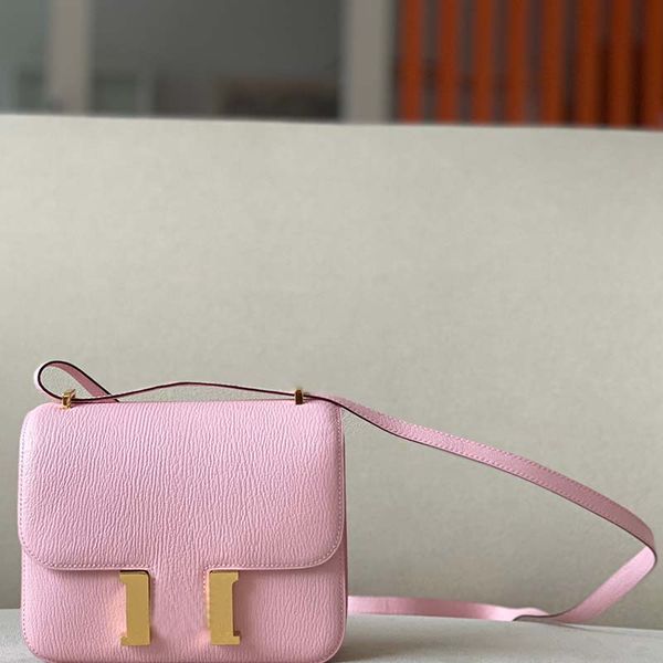 2022 plain the tote bag famous designer cool practical handbag women crossbody casual goat leather solid color variety first choice
2022 plain the tote bag famous designer cool practical handbag women crossbody casual goat leather solid color variety first choice