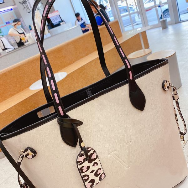 designer totes luxury handbag fashion composite bag wallet canvas woven shopping bags designers luxurys large capacity 9 055
designer totes luxury handbag fashion composite bag wallet canvas woven shopping bags designers luxurys large capacity 9 055