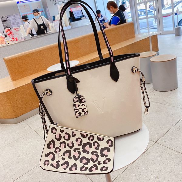 designer totes luxury handbag fashion composite bag wallet canvas woven shopping bags designers luxurys large capacity 9 054
designer totes luxury handbag fashion composite bag wallet canvas woven shopping bags designers luxurys large capacity 9 054