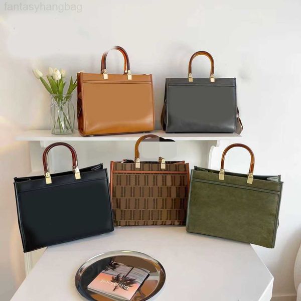 luxury saddle crossbody fends bags for womens multicolor handbag designer sling bag baguette tote shoulder purses woman 7afashion wallet 77q
luxury saddle crossbody fends bags for womens multicolor handbag designer sling bag baguette tote shoulder purses woman 7afashion wallet 77q