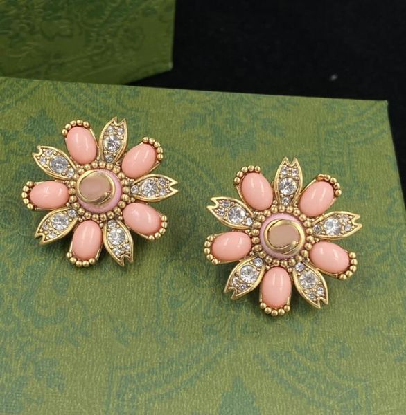 fashion brand flower letter earring ear stud classic designer earrings statement eardrop for women lady party wedding jewelry with box, Golden;silver
fashion brand flower letter earring ear stud classic designer earrings statement eardrop for women lady party wedding jewelry with box, Golden;silver