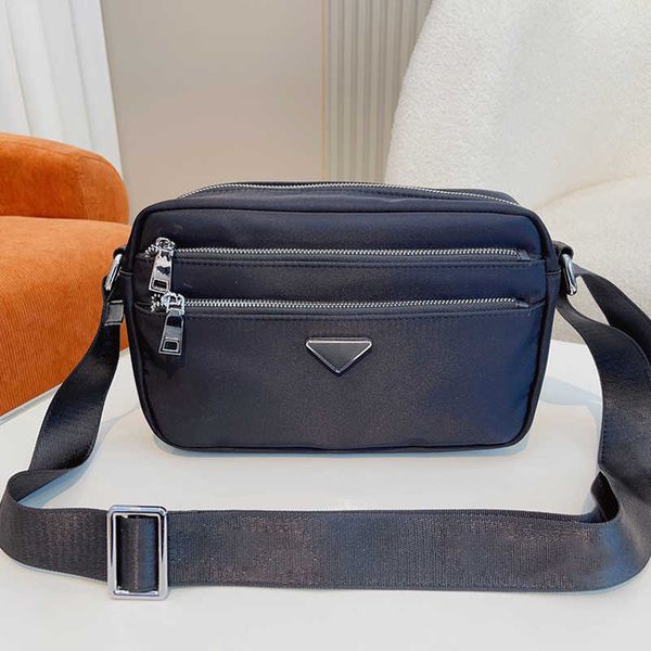 shoulder bags camera bag luxurys designer bags womens handbags nylon crossbody bag fashion vintage leather purse wallet 221209
shoulder bags camera bag luxurys designer bags womens handbags nylon crossbody bag fashion vintage leather purse wallet 221209