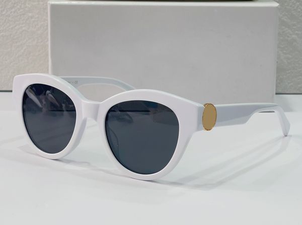 butterfly sunglasses white dark gray 4435 sunglass women fashion sun glasses sunnies shades uv protection eyewear with box, White;black
butterfly sunglasses white dark gray 4435 sunglass women fashion sun glasses sunnies shades uv protection eyewear with box, White;black