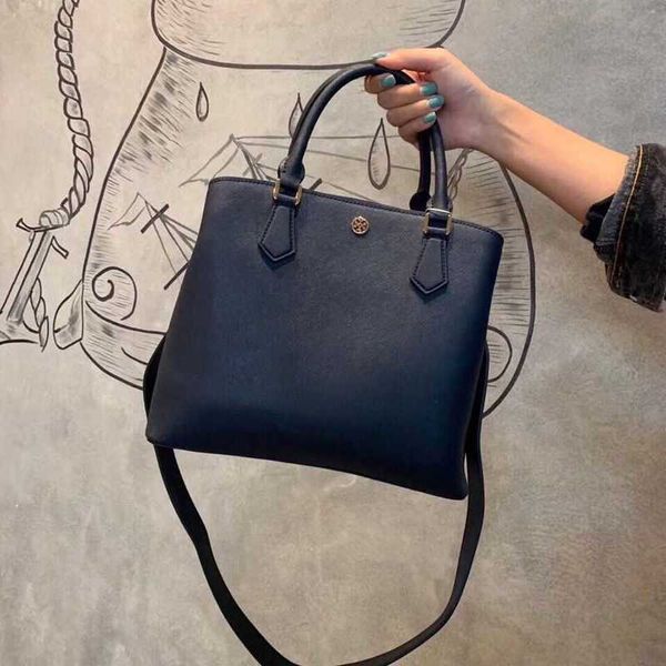 designer luxury women the tote bag fashion versatile handbags shoulder crossbody bags purse tories totes large capacity saddle wallets 7a h
designer luxury women the tote bag fashion versatile handbags shoulder crossbody bags purse tories totes large capacity saddle wallets 7a h