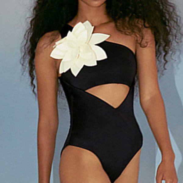 swim wear cutout flower embellished one-piece swimsuit single piece micro monokini 2022 luxury shorts bourkini fitness bikini 2022 t221208
swim wear cutout flower embellished one-piece swimsuit single piece micro monokini 2022 luxury shorts bourkini fitness bikini 2022 t221208