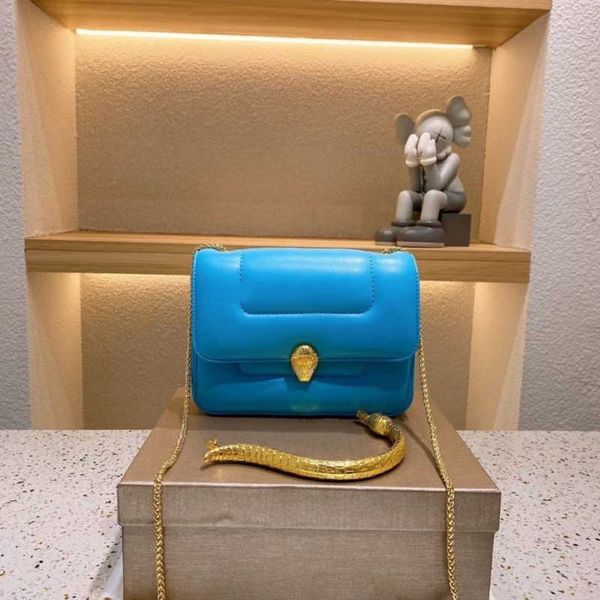 women chain shoulder bag snake head totebag bul designer crossbody bags square handbag lady totes purse flip messengerbag 5 color
women chain shoulder bag snake head totebag bul designer crossbody bags square handbag lady totes purse flip messengerbag 5 color