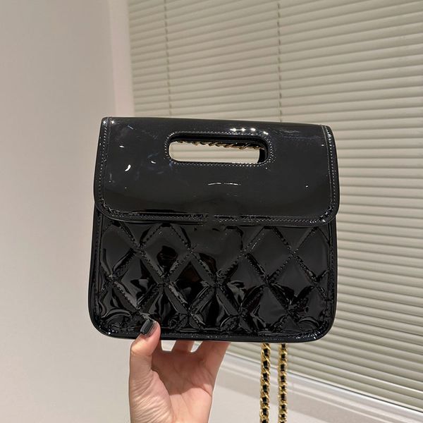 womens designer patent leather handle totes bags gold metal hardware matelasse chain crossbody shoulder outdoor sacoche handbags 24x23cm
womens designer patent leather handle totes bags gold metal hardware matelasse chain crossbody shoulder outdoor sacoche handbags 24x23cm