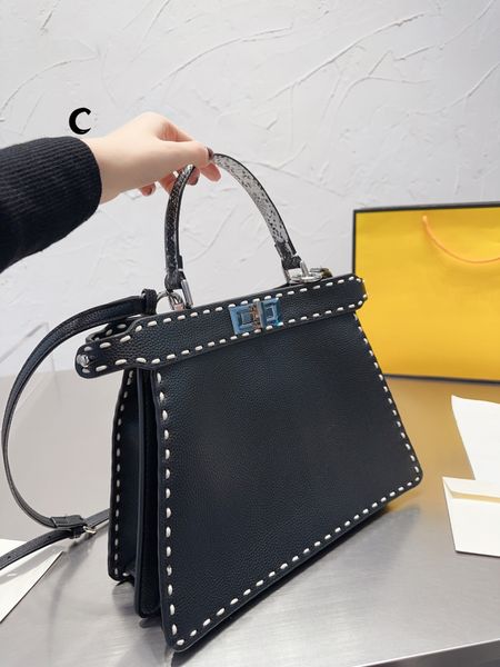 luxury tote brand shoulder bag crossbody handbag genuine leather cattlehide designer messenger bags original quality totes 33cm lady vintage
luxury tote brand shoulder bag crossbody handbag genuine leather cattlehide designer messenger bags original quality totes 33cm lady vintage