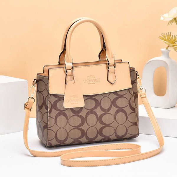 2023 trendy brand fashion a woman's bag boston pillow new women's hand one shoulder msenger bag fashion
2023 trendy brand fashion a woman's bag boston pillow new women's hand one shoulder msenger bag fashion