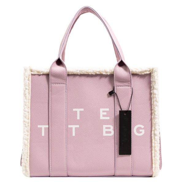 2023s designer bags hands lamb wool luxury women's totes highs quality new fashion letter plush tote popular 100 hand bill of4p234p23
2023s designer bags hands lamb wool luxury women's totes highs quality new fashion letter plush tote popular 100 hand bill of4p234p23