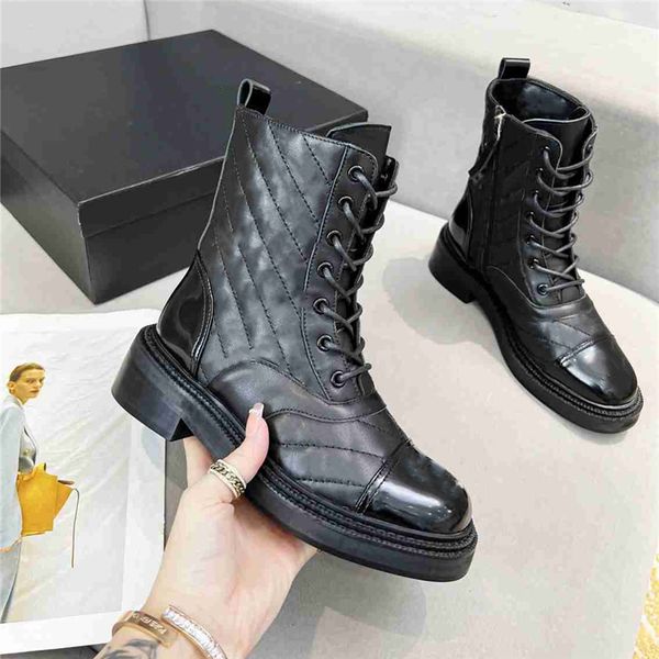 luxury design boots fashion channel women retro decoration winter warm snow non slip high heel martin knight tassel casual socks boots 08-01, Black
luxury design boots fashion channel women retro decoration winter warm snow non slip high heel martin knight tassel casual socks boots 08-01, Black