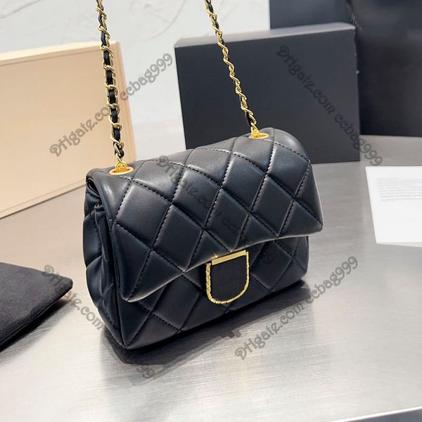 boutique mini square quilted flip bags for ladies black white gray lambskin designer handbag gold metal hardware border crossbody shoulder s
boutique mini square quilted flip bags for ladies black white gray lambskin designer handbag gold metal hardware border crossbody shoulder s