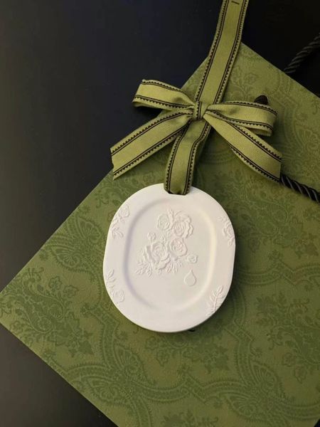 freshener high version quality car diffuser with baies figuier insert perfume air fresheners for outle pendant gift box
freshener high version quality car diffuser with baies figuier insert perfume air fresheners for outle pendant gift box