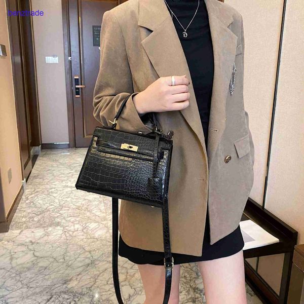 designer herme kely bags for women price simple crocodile pattern women's portable bag 2022 new fashion western style single
designer herme kely bags for women price simple crocodile pattern women's portable bag 2022 new fashion western style single