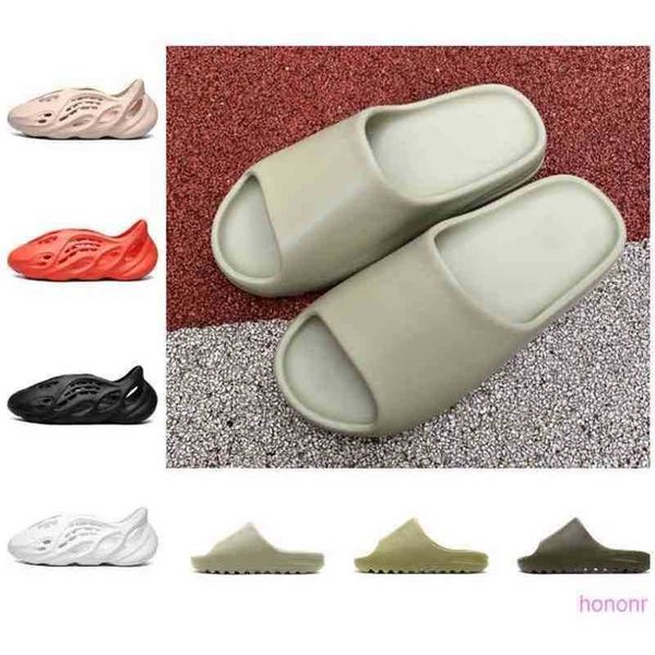 yeesys kanyes slipper quality foam runner slippers resin slides sandal bone desert sand triple black white red fashion pantoufle designers s
yeesys kanyes slipper quality foam runner slippers resin slides sandal bone desert sand triple black white red fashion pantoufle designers s