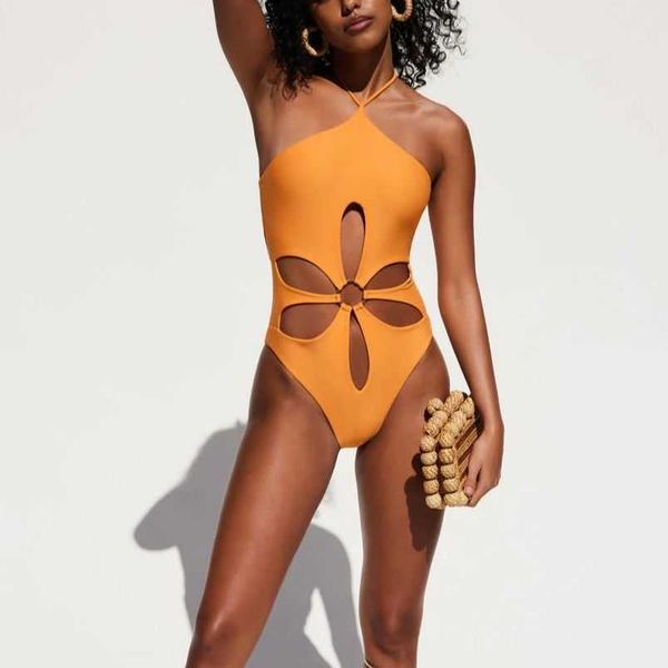 swim wear cutout one-piece triangle micro monokini bikinis low waist swimsuit backless tight lace stripe cutout summer beach wear t221208
swim wear cutout one-piece triangle micro monokini bikinis low waist swimsuit backless tight lace stripe cutout summer beach wear t221208