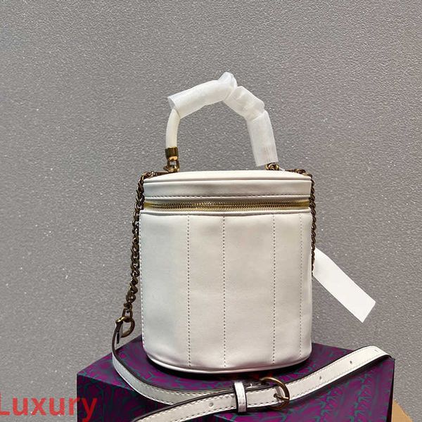 designer luxury women the tote bag fashion versatile handbags shoulder crossbody bags purse tories totes large capacity saddle wallets 7a 6q
designer luxury women the tote bag fashion versatile handbags shoulder crossbody bags purse tories totes large capacity saddle wallets 7a 6q