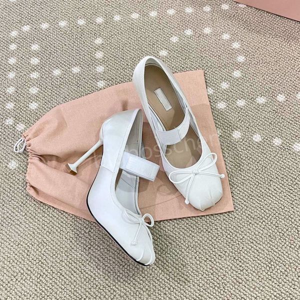 designer dress shoes women's heels miu formal shoes luxury fashion brand casual square white red pink womens heels, Black
designer dress shoes women's heels miu formal shoes luxury fashion brand casual square white red pink womens heels, Black