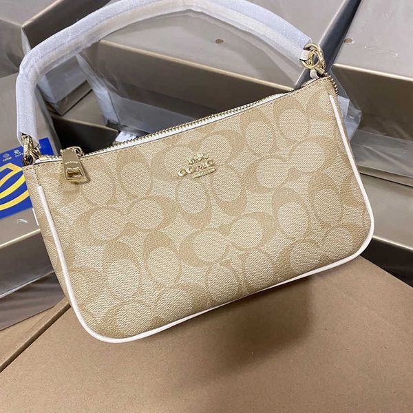 2023 trendy brand fashion a woman's bag olai new classic old single shoulder cross arm zipper small square
2023 trendy brand fashion a woman's bag olai new classic old single shoulder cross arm zipper small square