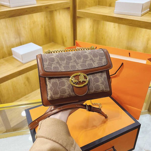 2023 trendy brand fashion a woman's bag advanced women's bag winter new fashion printing shoulder versatile small square
2023 trendy brand fashion a woman's bag advanced women's bag winter new fashion printing shoulder versatile small square