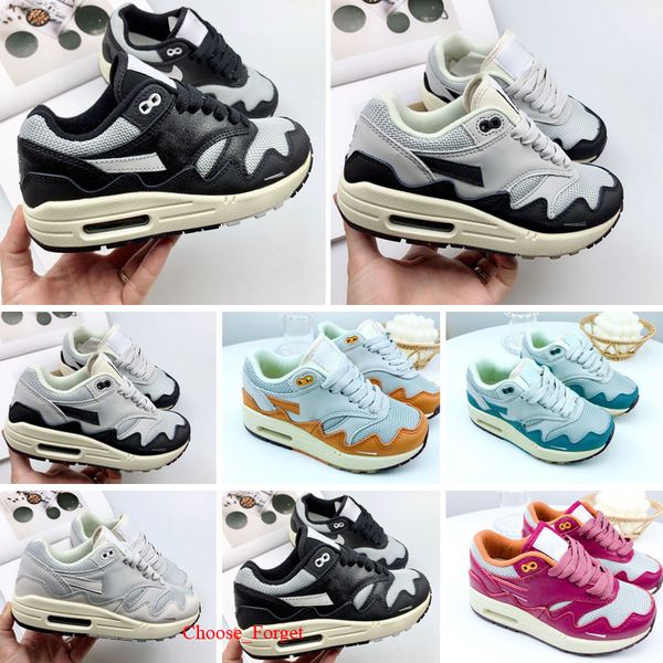 kids toddlers 87 patta waves monarch noise aqua running shoes children boy 24-35, Black
kids toddlers 87 patta waves monarch noise aqua running shoes children boy 24-35, Black