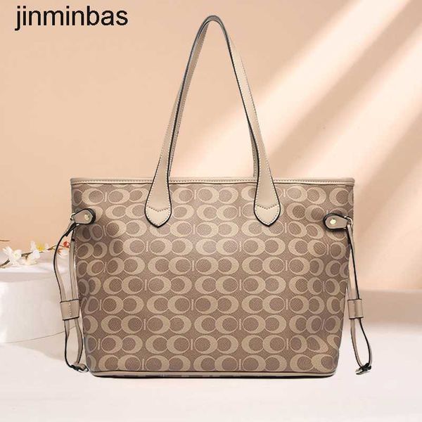 50% discount in stores 2023 fashion bag summer new handbag large capacity internet red versatile tote bag women's old flower one should
50% discount in stores 2023 fashion bag summer new handbag large capacity internet red versatile tote bag women's old flower one should
