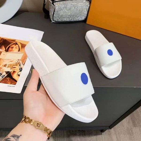 luxury slipper designer sandal italy brand slides women slippers flat bottom flip flop sneakers boots casual shoe by 9 0135, Black
luxury slipper designer sandal italy brand slides women slippers flat bottom flip flop sneakers boots casual shoe by 9 0135, Black