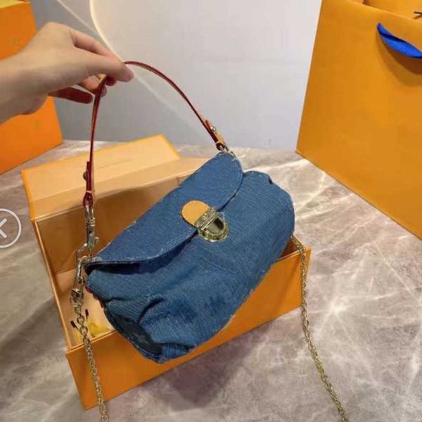 2023 shoulder bags designers luxury handbags purses cowboy women tote brand letter shoulder bags crossbody bag cross body
2023 shoulder bags designers luxury handbags purses cowboy women tote brand letter shoulder bags crossbody bag cross body