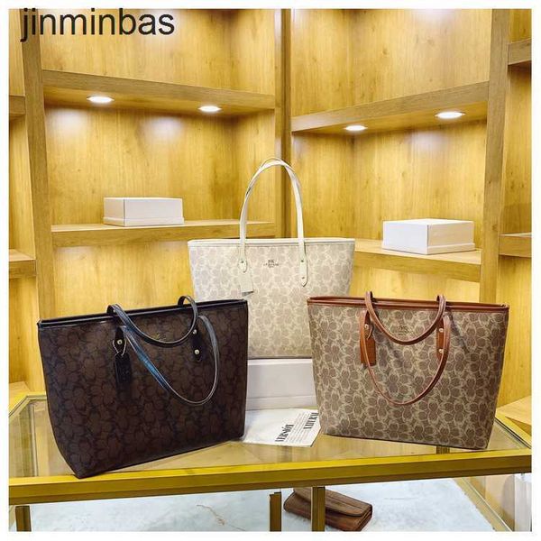 50% discount in stores 2023 fashion bag high class large capacity versatile commuting for women new printed portable tote 
50% discount in stores 2023 fashion bag high class large capacity versatile commuting for women new printed portable tote