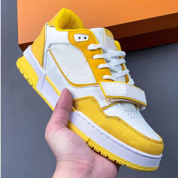 2023 new designer shoes mensand women running shoes outside sports shoes women football boots men basketball shoess size 36-44
2023 new designer shoes mensand women running shoes outside sports shoes women football boots men basketball shoess size 36-44