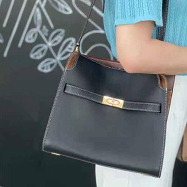 designer luxury women the tote bag fashion versatile handbags shoulder crossbody bags purse tories totes large capacity saddle wallets 7a j9
designer luxury women the tote bag fashion versatile handbags shoulder crossbody bags purse tories totes large capacity saddle wallets 7a j9
