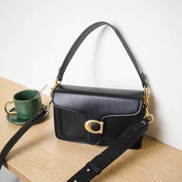 2023 trendy brand fashion a woman's bag new dionysian bag one shoulder msenger hand small square versatile wide strap leather armpit
2023 trendy brand fashion a woman's bag new dionysian bag one shoulder msenger hand small square versatile wide strap leather armpit