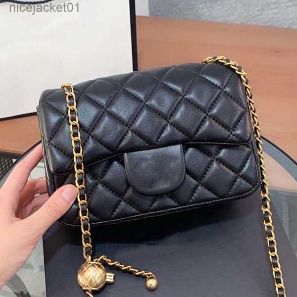 channel designers bags luxurys shoulder bags woman shape leather handbags temperament versatile messenger bag metal clasp letter shopping wa
channel designers bags luxurys shoulder bags woman shape leather handbags temperament versatile messenger bag metal clasp letter shopping wa