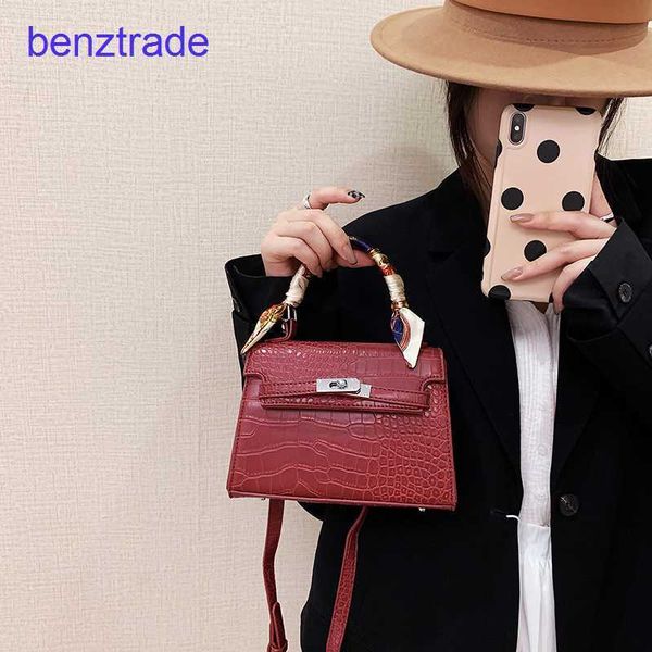 designer herme kely bags for women price spring and summer new texture armpit crocodile pattern urban cross body women's
designer herme kely bags for women price spring and summer new texture armpit crocodile pattern urban cross body women's