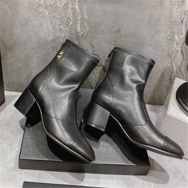 luxury design boots fashion channel women retro decoration winter warm snow non slip high heel martin knight tassel casual socks boots 08-02, Black
luxury design boots fashion channel women retro decoration winter warm snow non slip high heel martin knight tassel casual socks boots 08-02, Black