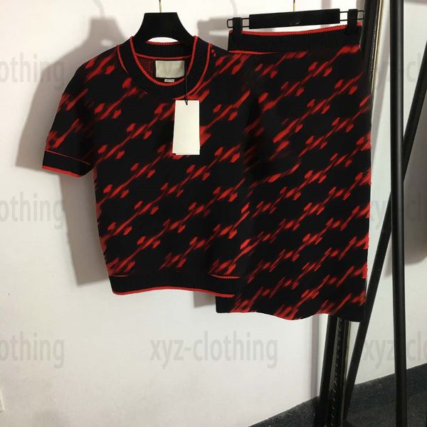 luxury black knitted sweater t-shirt slit dress sets designer summer dresses women dress flocking embroidered round neck short-sleeved, White
luxury black knitted sweater t-shirt slit dress sets designer summer dresses women dress flocking embroidered round neck short-sleeved, White