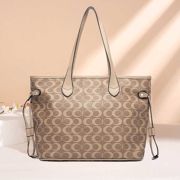 2023 trendy brand fashion a woman's bag summer new handbag large capacity red versatile tote bag women's old flower one shoulder o
2023 trendy brand fashion a woman's bag summer new handbag large capacity red versatile tote bag women's old flower one shoulder o