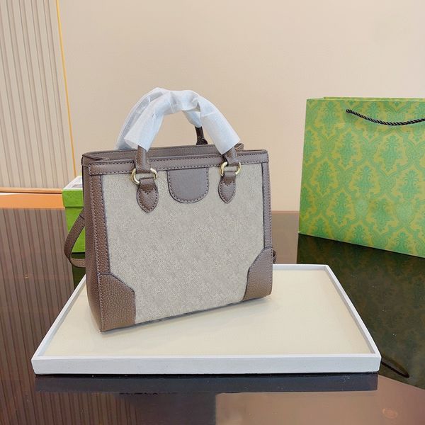 5a designer totes fine workmanship alphabet print art color combination bag large capacity shoulder handbag
5a designer totes fine workmanship alphabet print art color combination bag large capacity shoulder handbag
