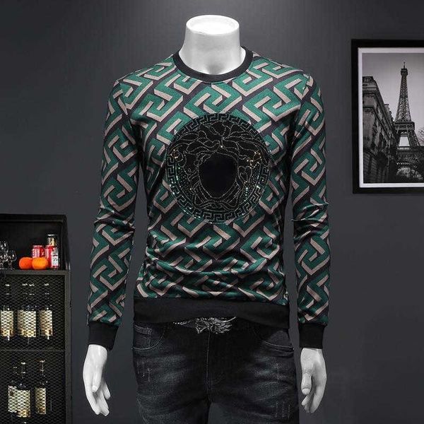 designer sweater fashion medusa long sleeved t shirt ver men women drill pullover coat casual sweatshirt, Black
designer sweater fashion medusa long sleeved t shirt ver men women drill pullover coat casual sweatshirt, Black