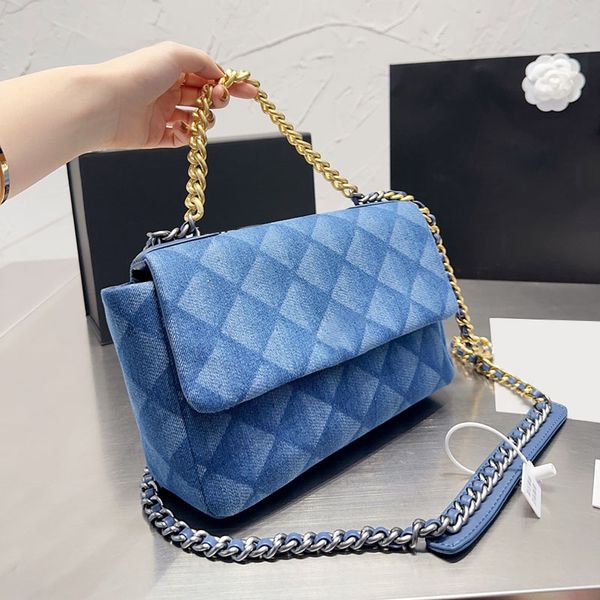 2022 french womens 19 series denim bags blue classic c quilted rectangular flap purse diamond lattice gold metal hardware chain handle totes
2022 french womens 19 series denim bags blue classic c quilted rectangular flap purse diamond lattice gold metal hardware chain handle totes